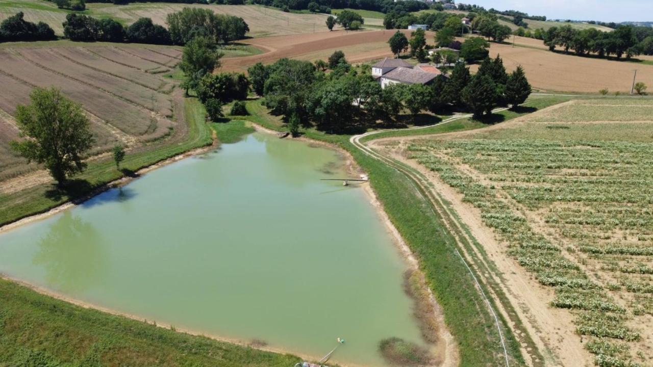 Cocoon, bord de lac, piscine chauffée 11 per Plieux Esterno foto